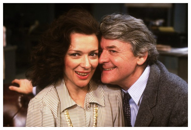 Dixie Carter