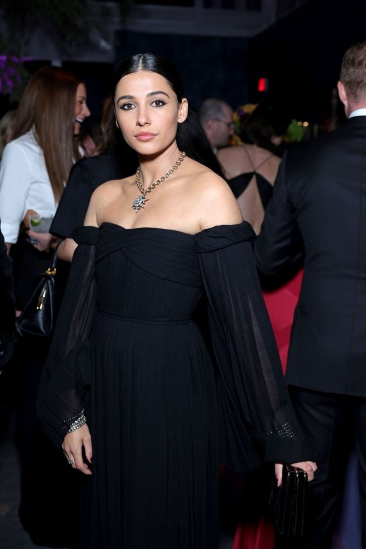 Naomi Scott image