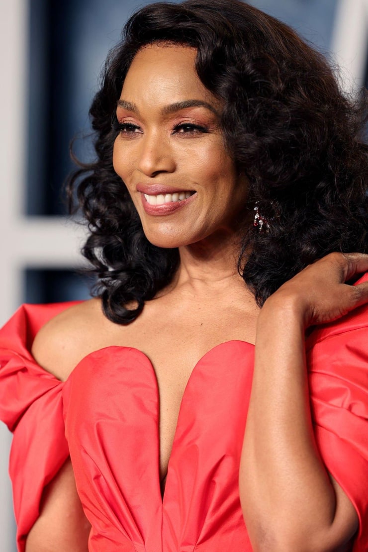 Picture Of Angela Bassett 