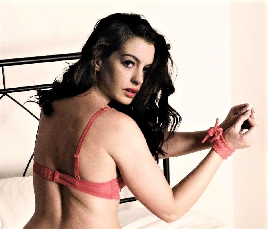 Anne Hathaway Anne Hathaway
