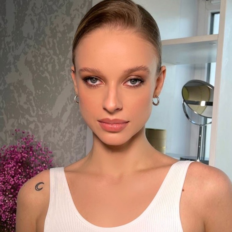 Picture of Anastasia Akolzina