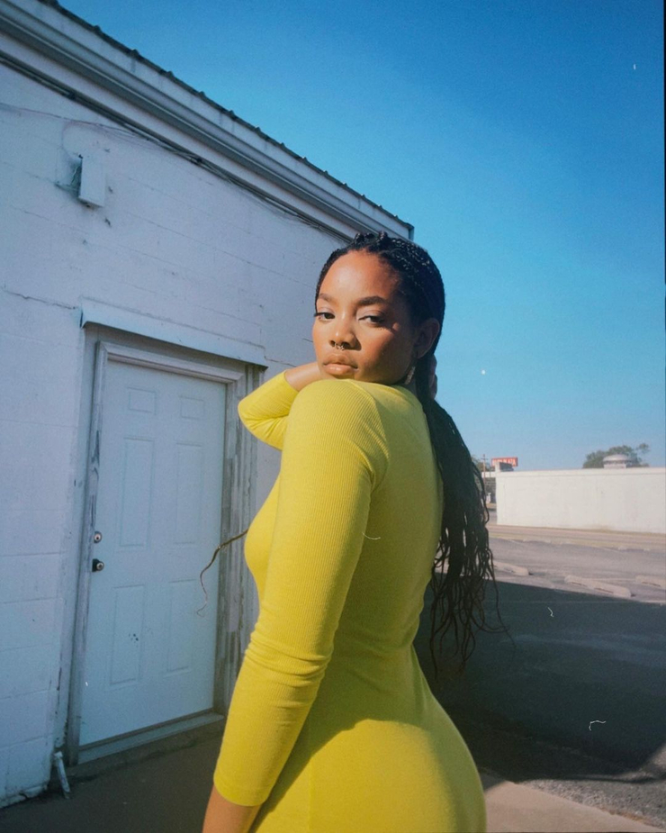 Picture of Gloria Castillo.