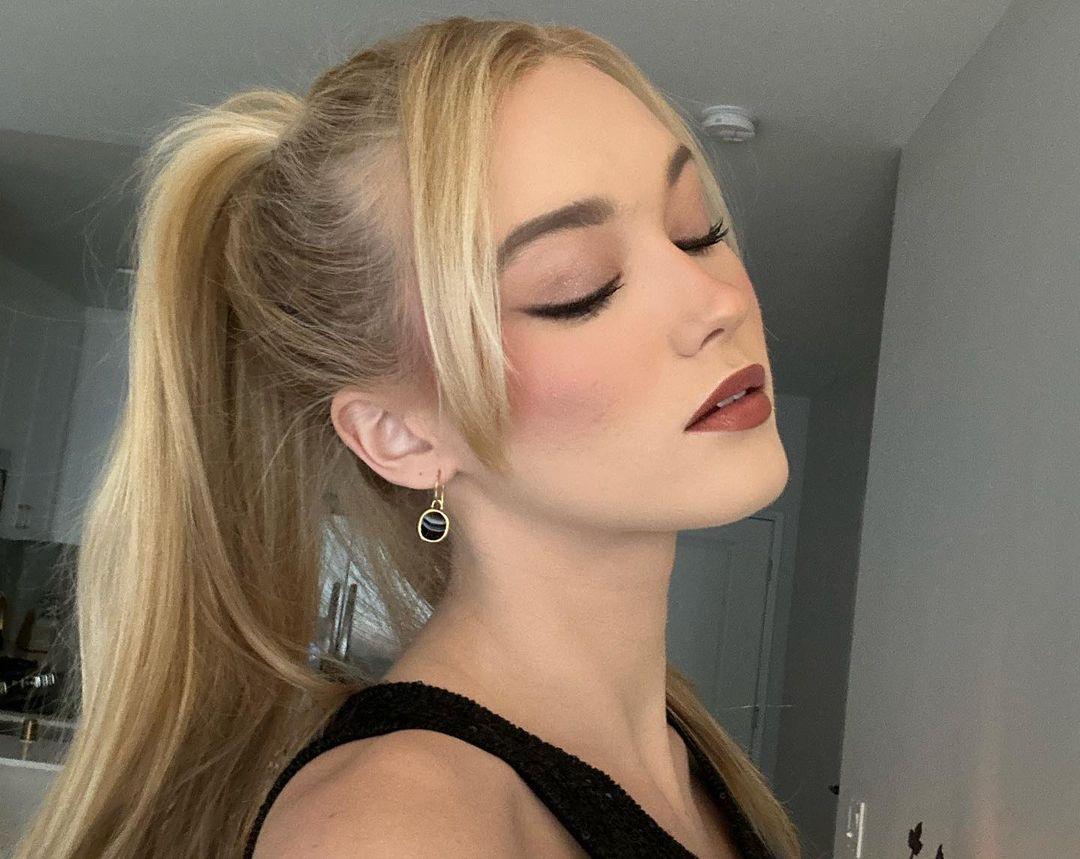 Chloe Rose Robertson
