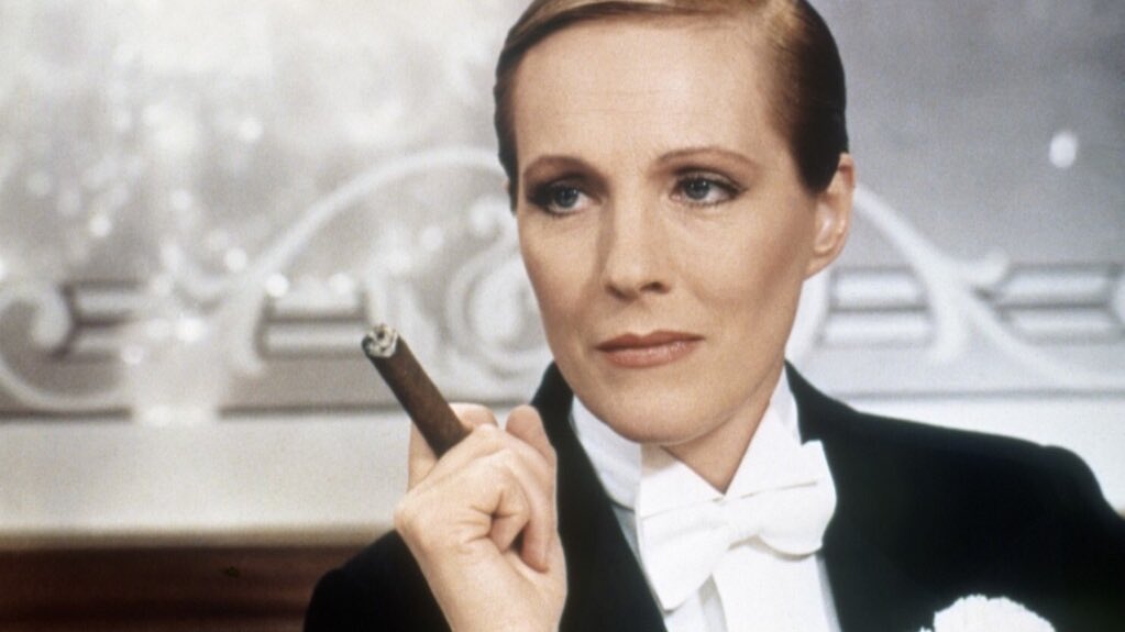 Victor/Victoria (1982)