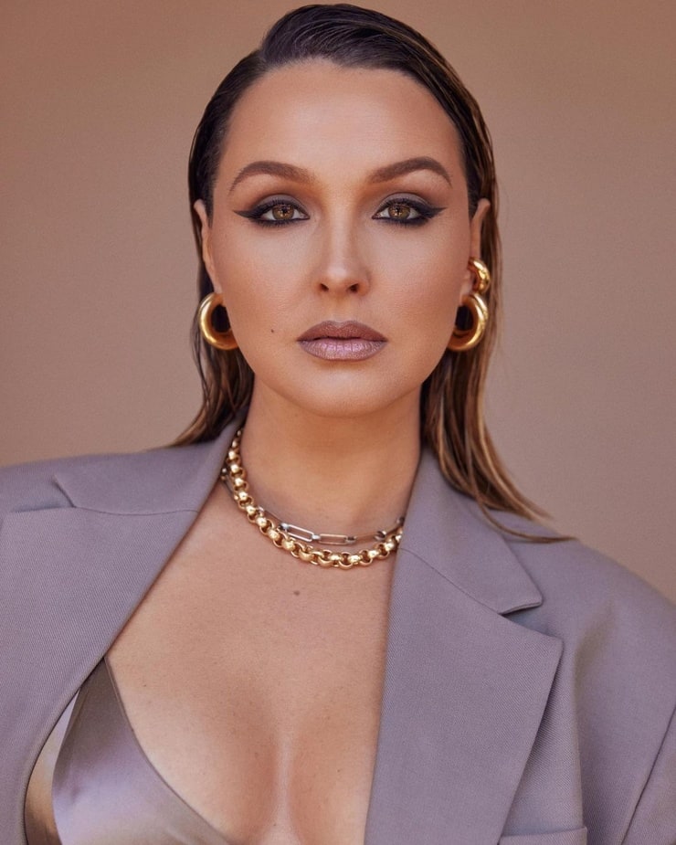 picture-of-camilla-luddington