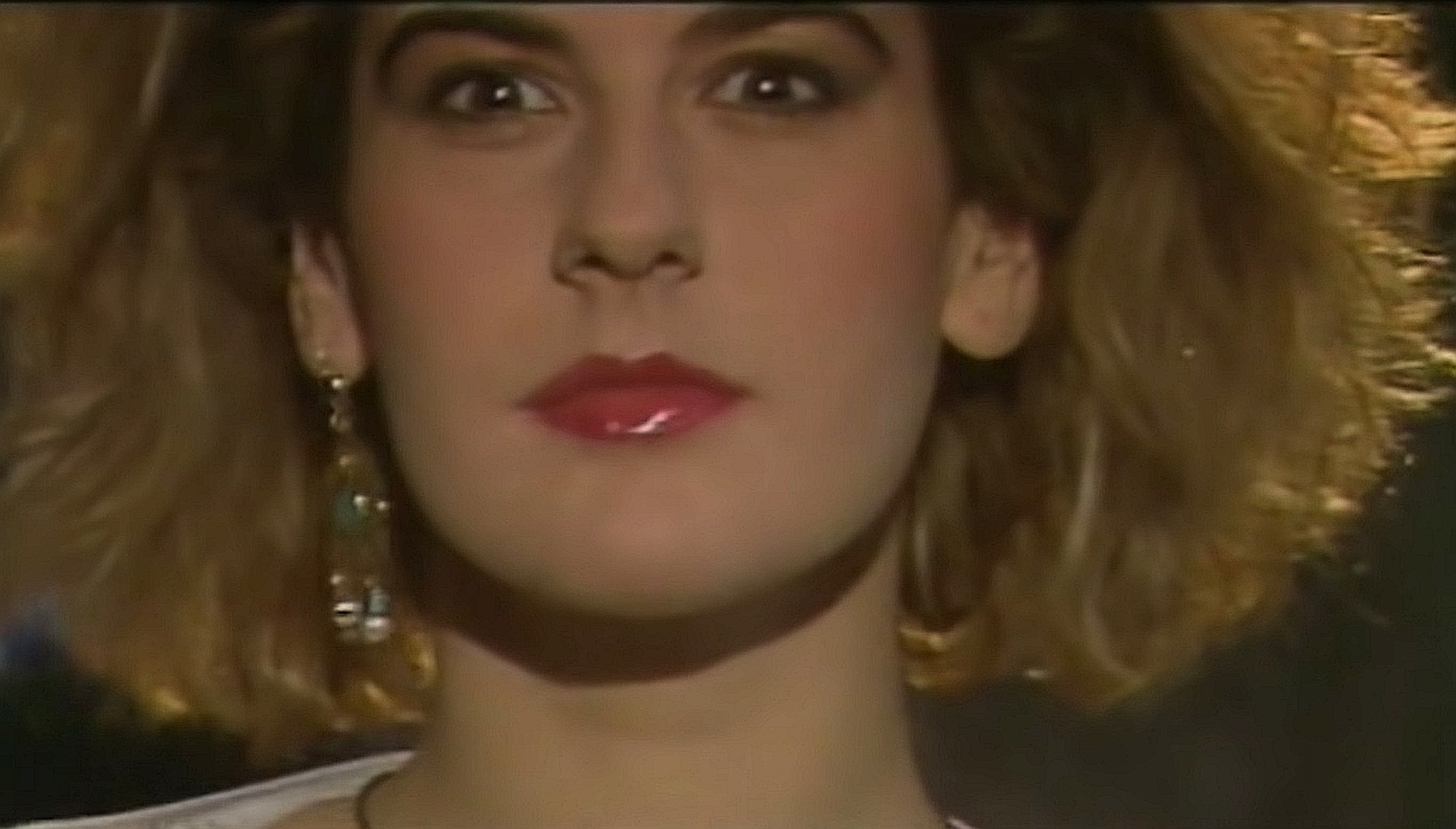 Valerie Dore: The Night