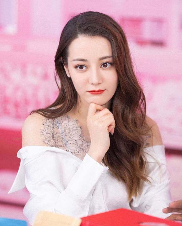 Picture of Dilraba Dilmurat