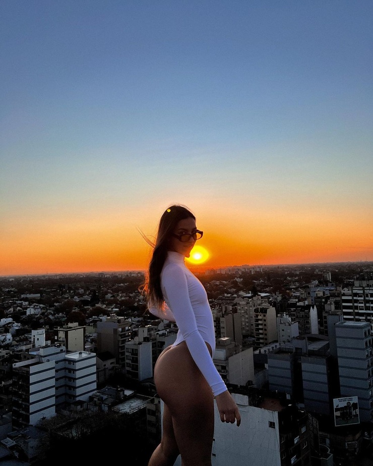 Mikaela Lafuente image
