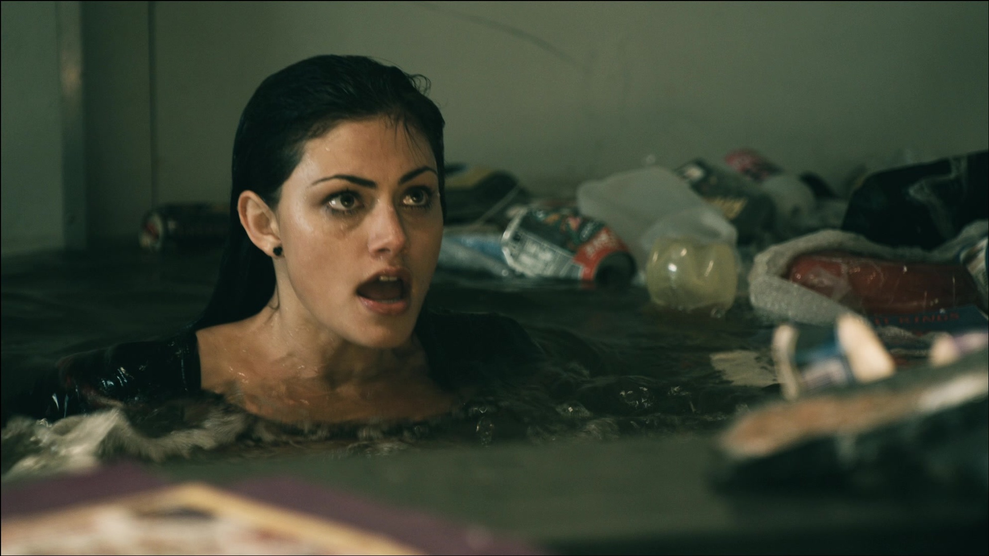 Phoebe Tonkin