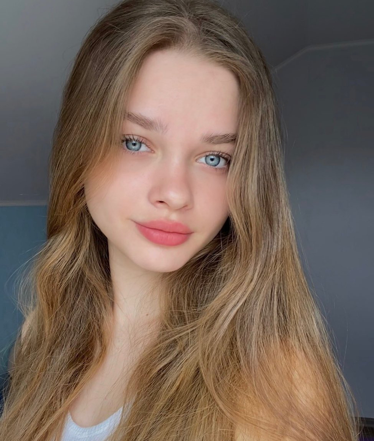 Picture of Anastasia Rozhkova