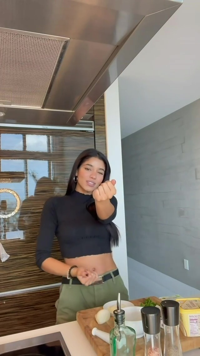 Yovanna Ventura image