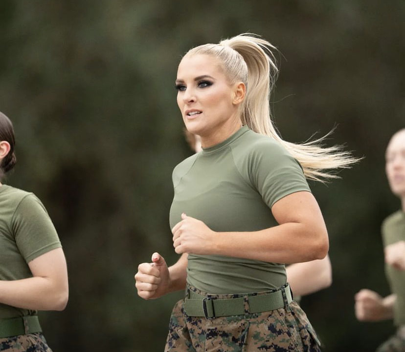 Lacey Evans