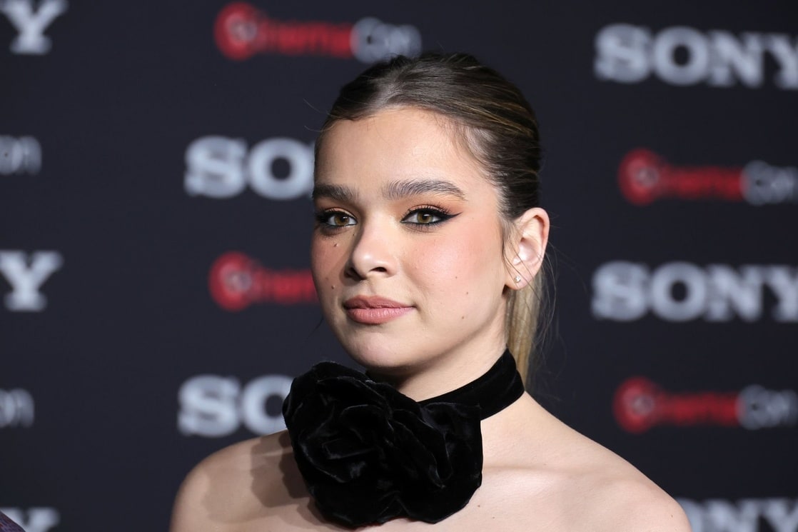 Hailee Steinfeld