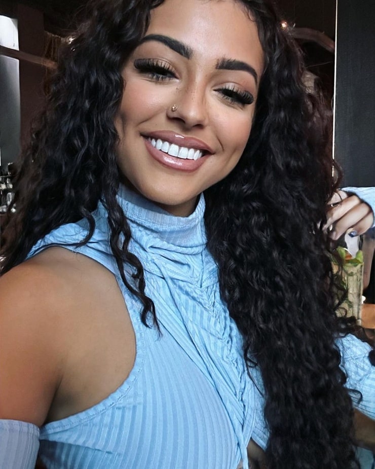 Picture of Malu Trevejo