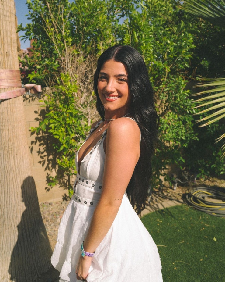 Charli D'Amelio picture