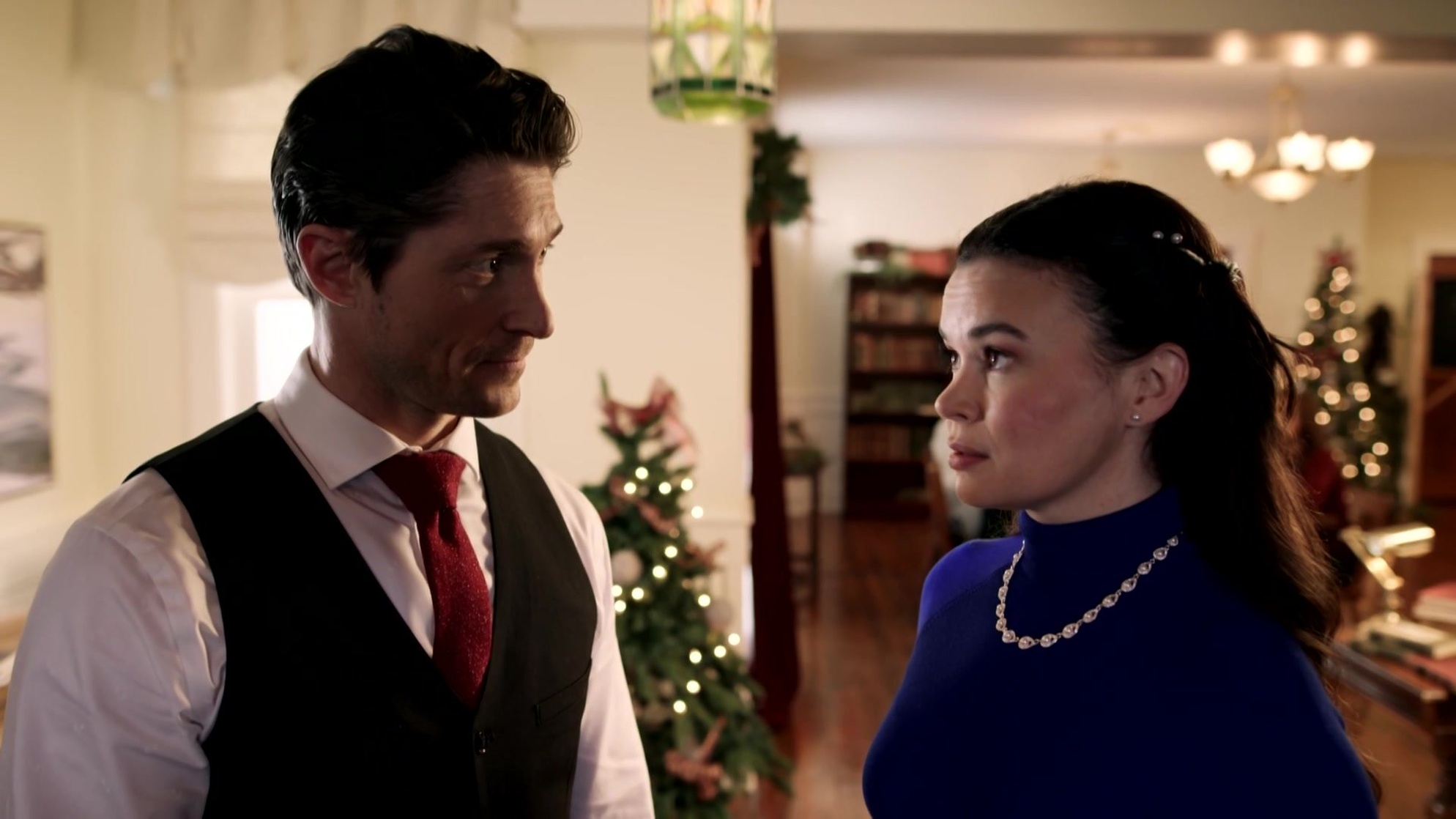 A Royal Christmas Match