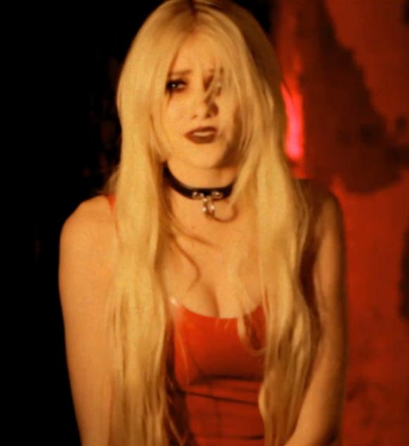 The pretty reckless just tonight. Just tonight. Just tonight the pretty. Just tonight the pretty. The pretty reckless just tonight.