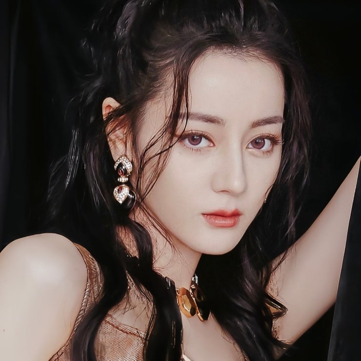 Picture of Dilraba Dilmurat