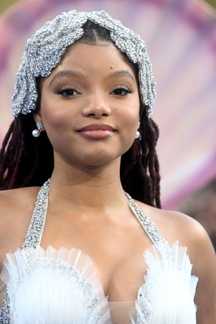 Halle Bailey Image 