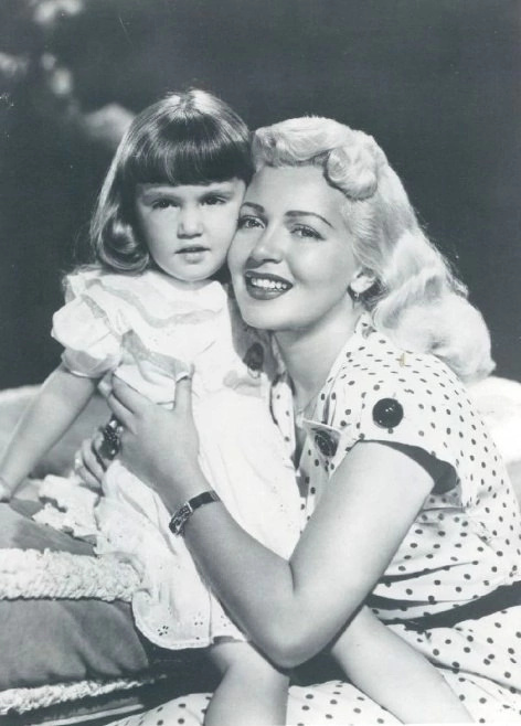 Picture of Lana Turner