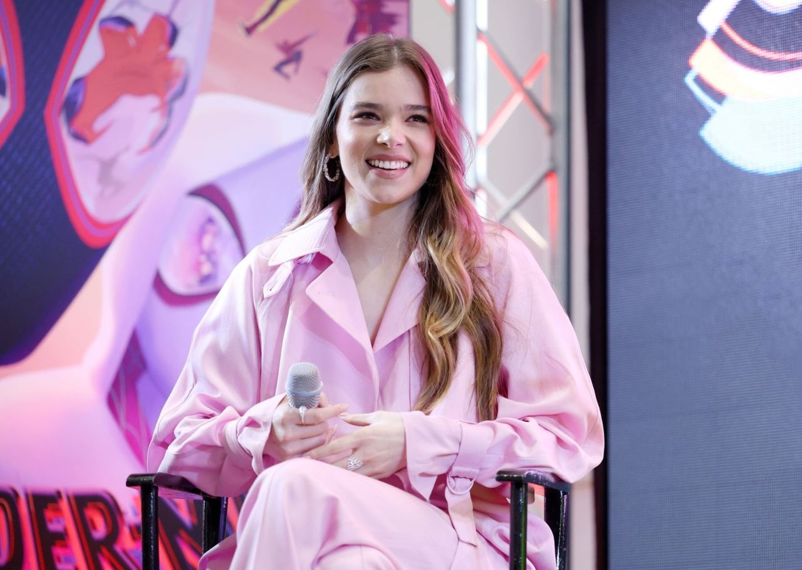 Hailee Steinfeld Hailee Steinfeld