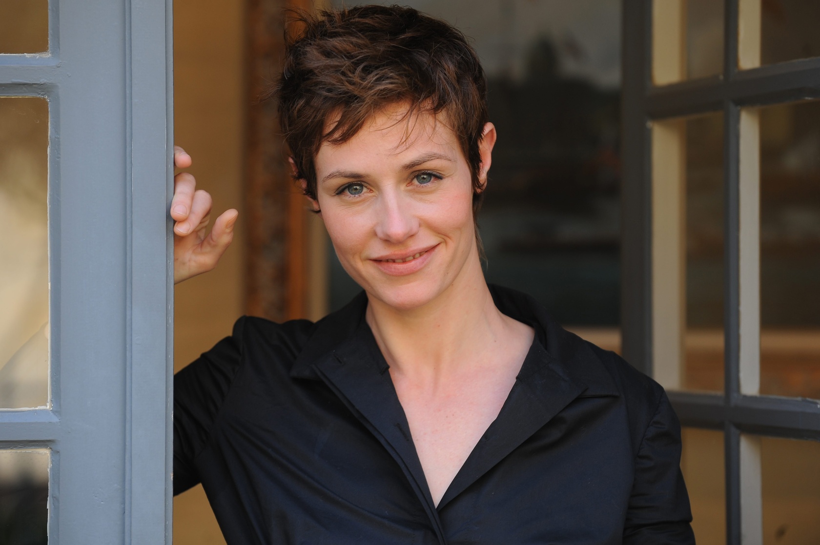 Cécile De France