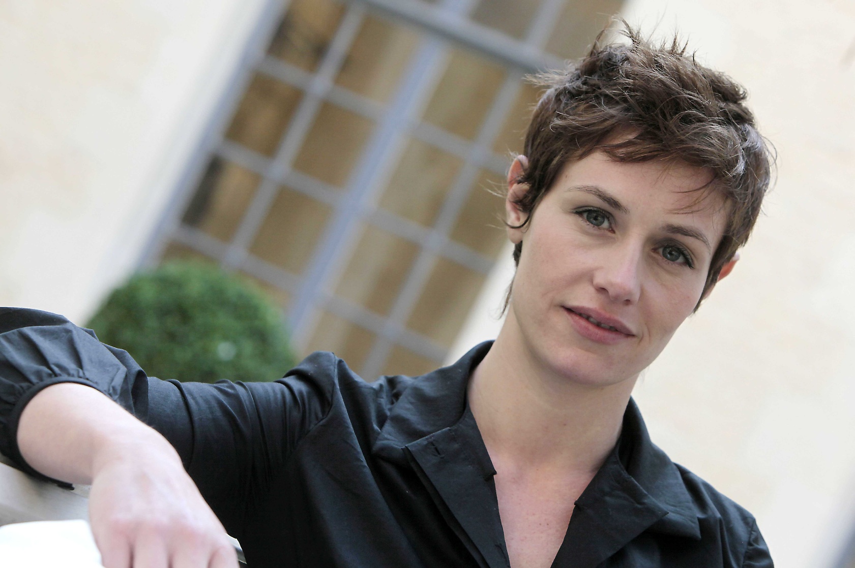 Cécile De France