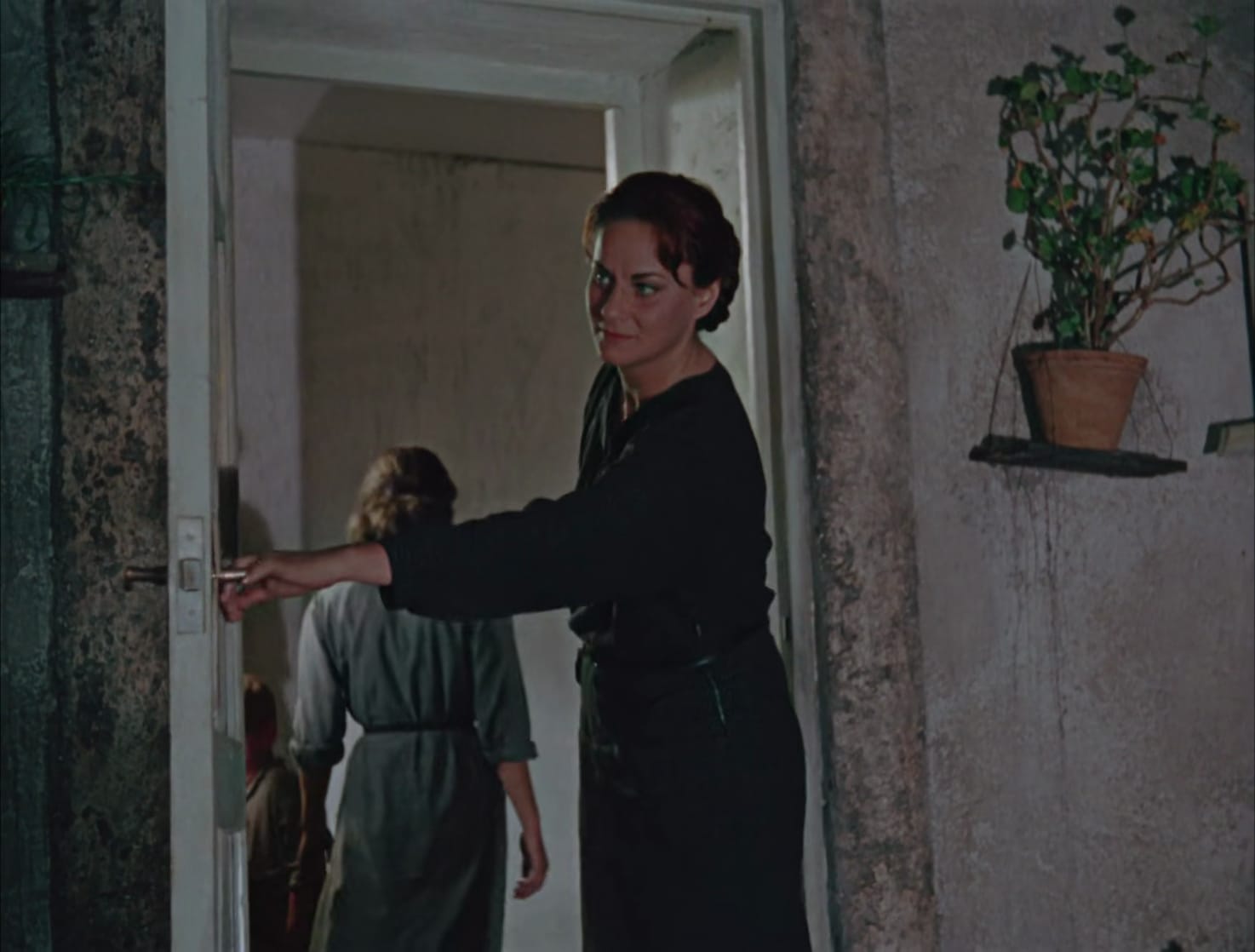 The Wide Blue Road (1957)