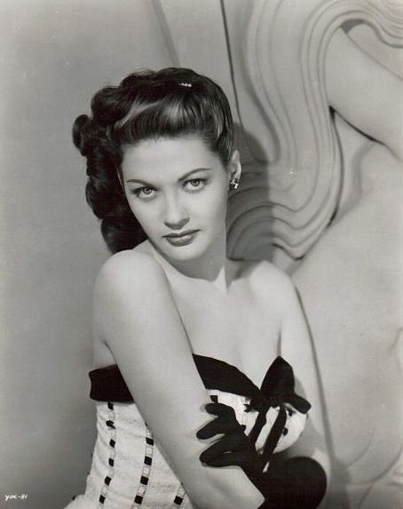 Image Of Yvonne De Carlo