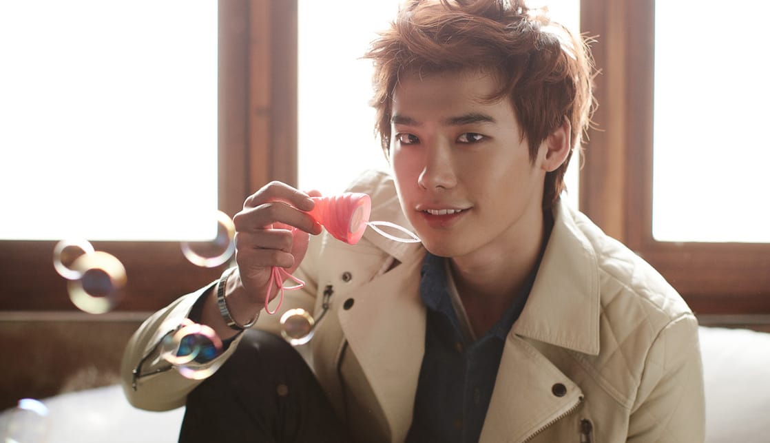 Jong Suk Lee