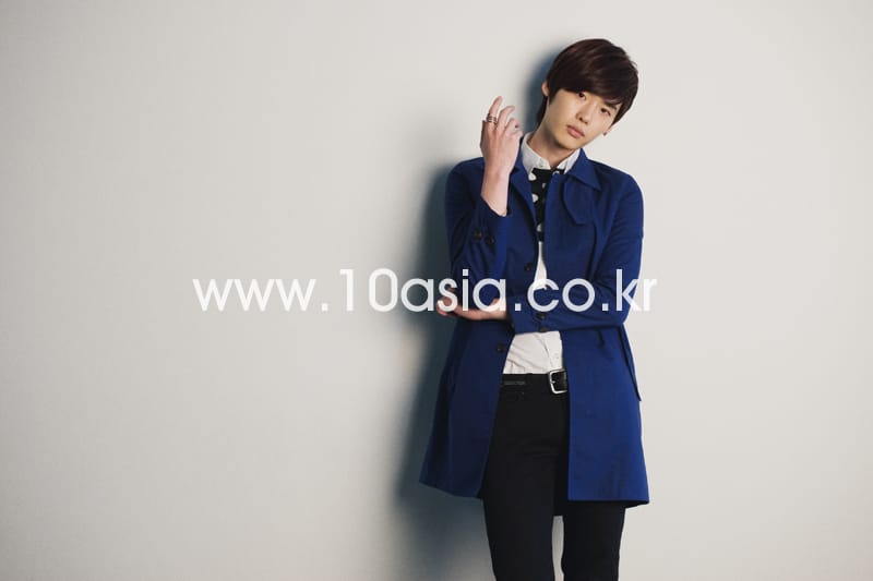 Jong Suk Lee