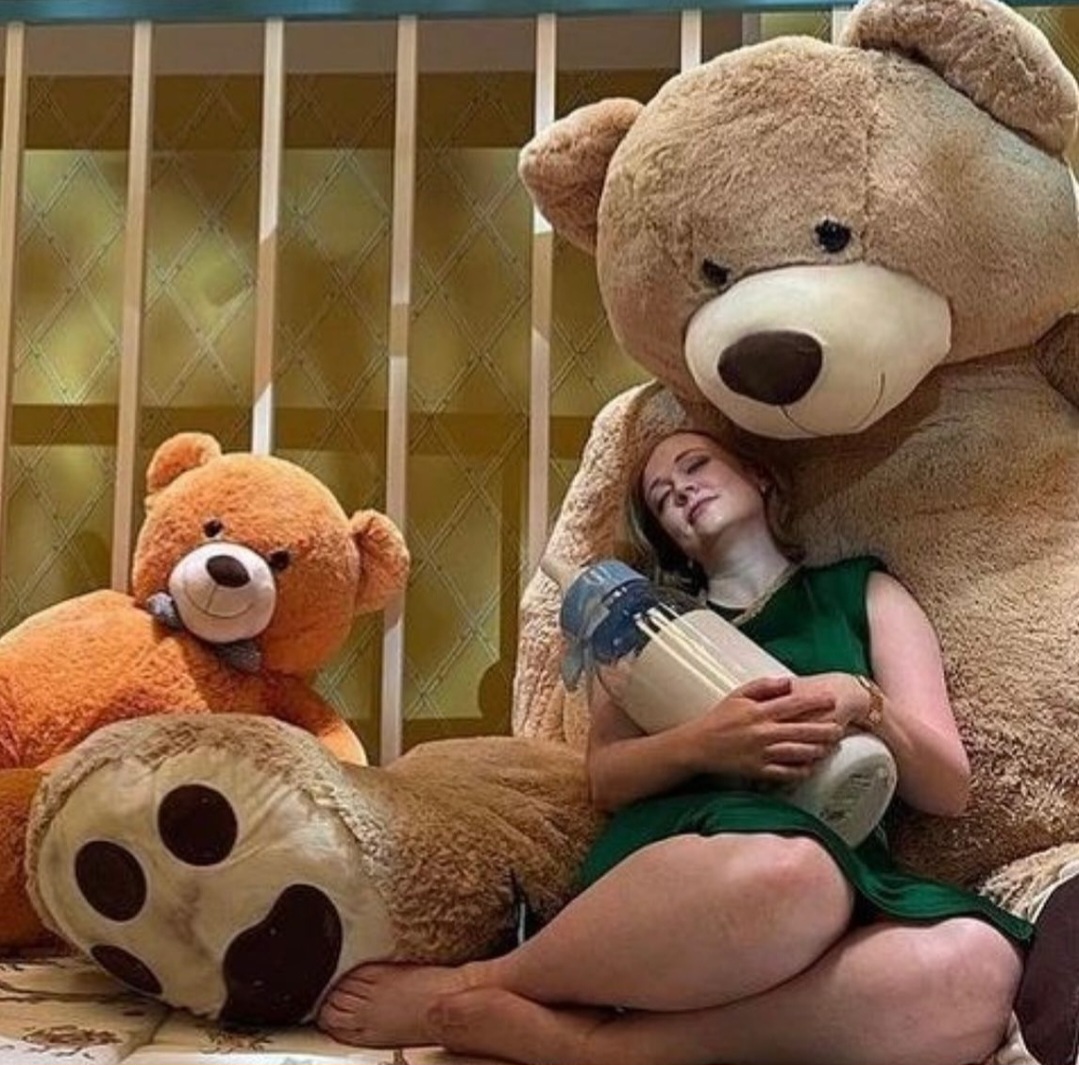 Sarah Snook Sarah Snook