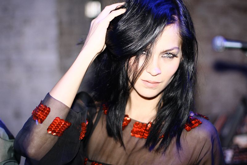 Leigh Lezark