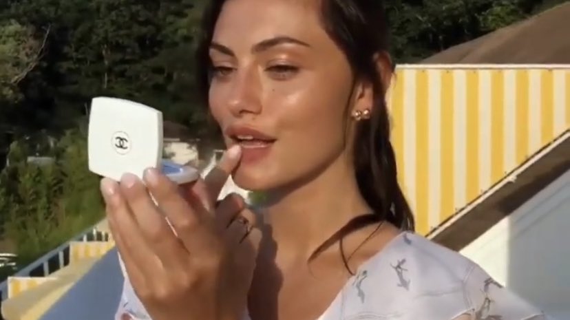 Phoebe Tonkin