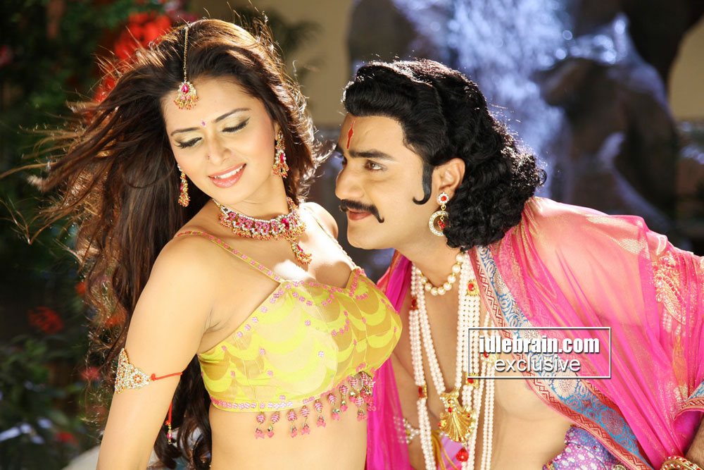 Meenakshi Dixit Meenakshi Dixit