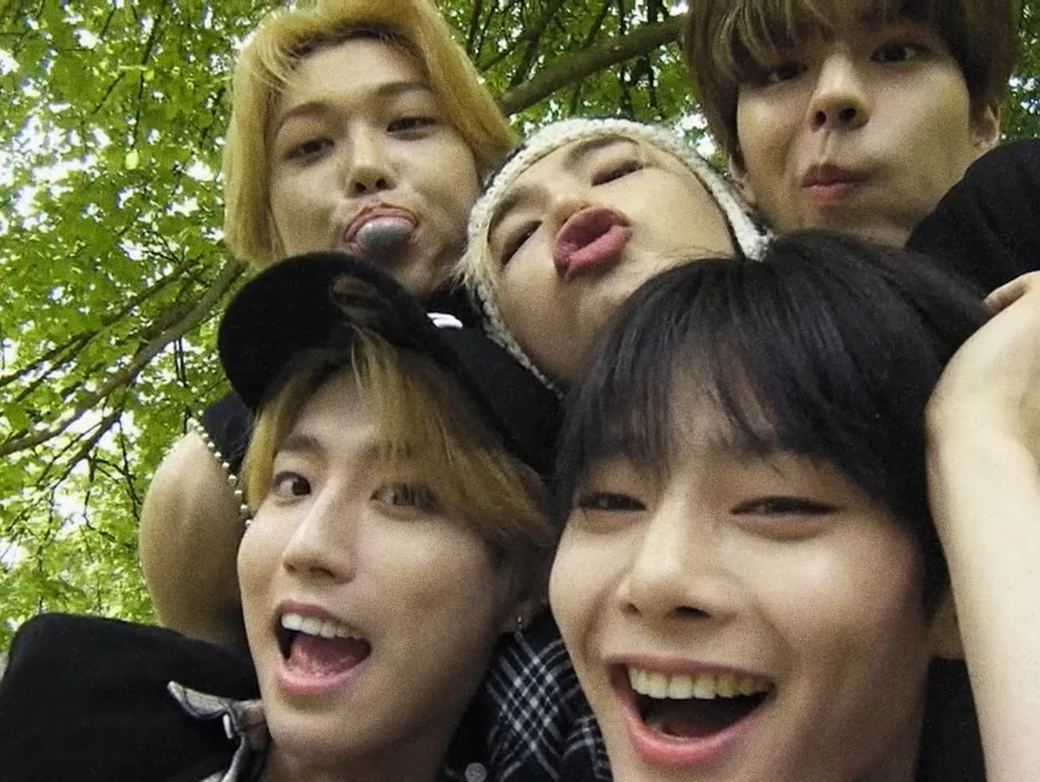 Stray Kids