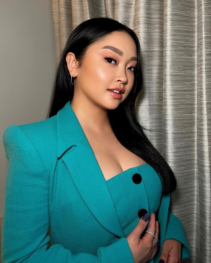 Picture of Lana Condor