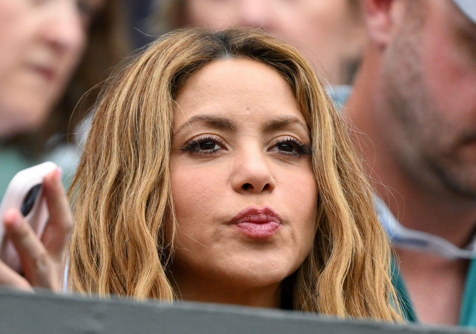 Shakira Shakira