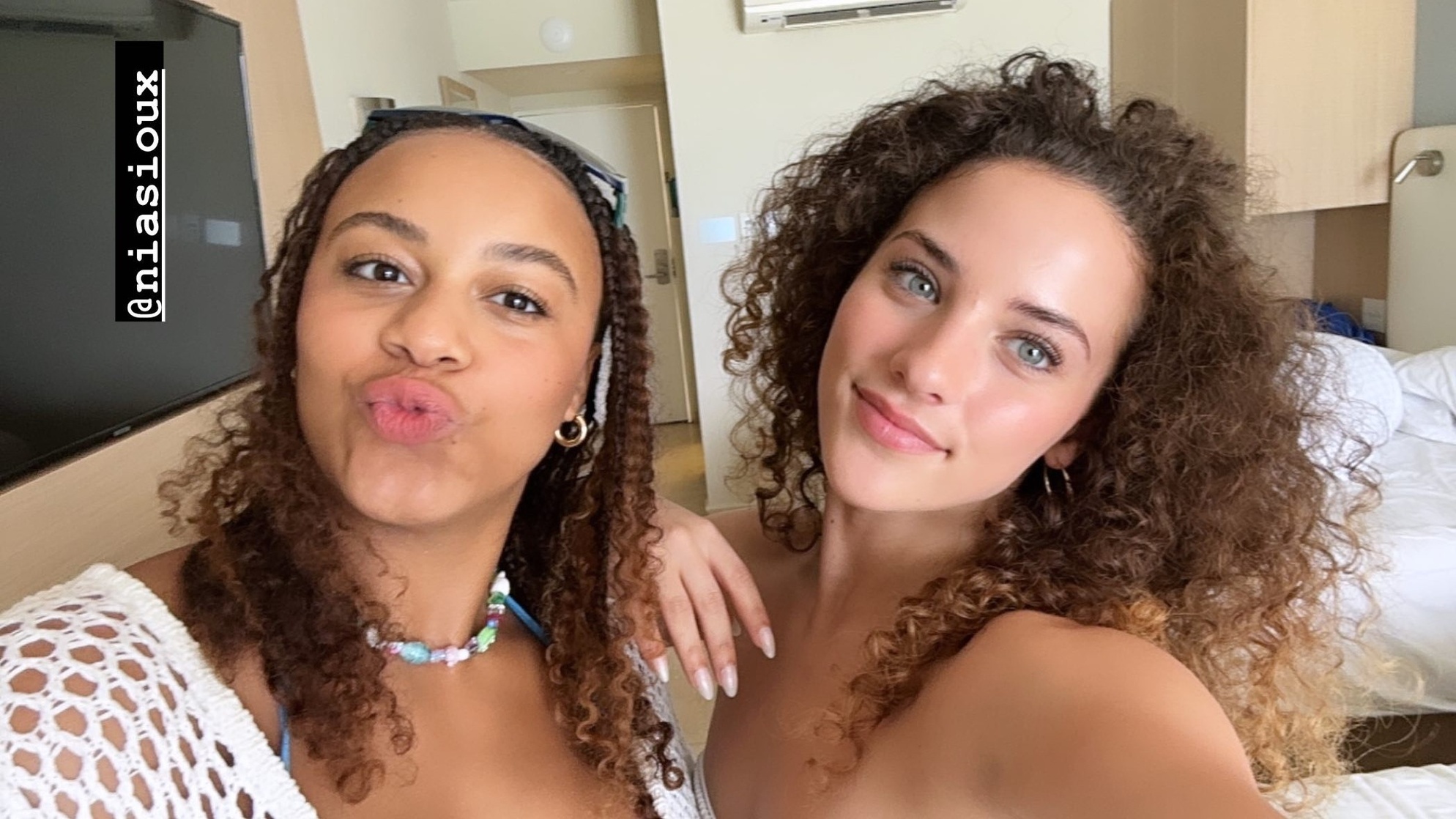Sofie Dossi