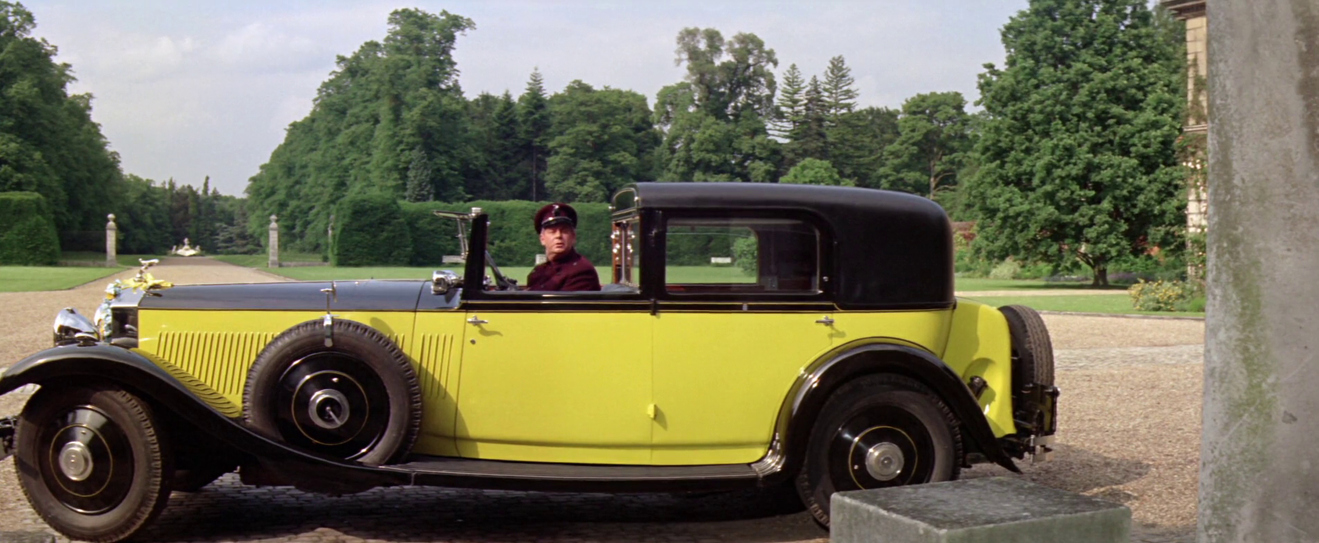 The Yellow Rolls-Royce (1964)