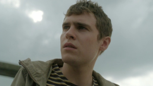 Picture of Iain De Caestecker