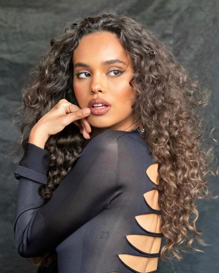 Alisha Boe image