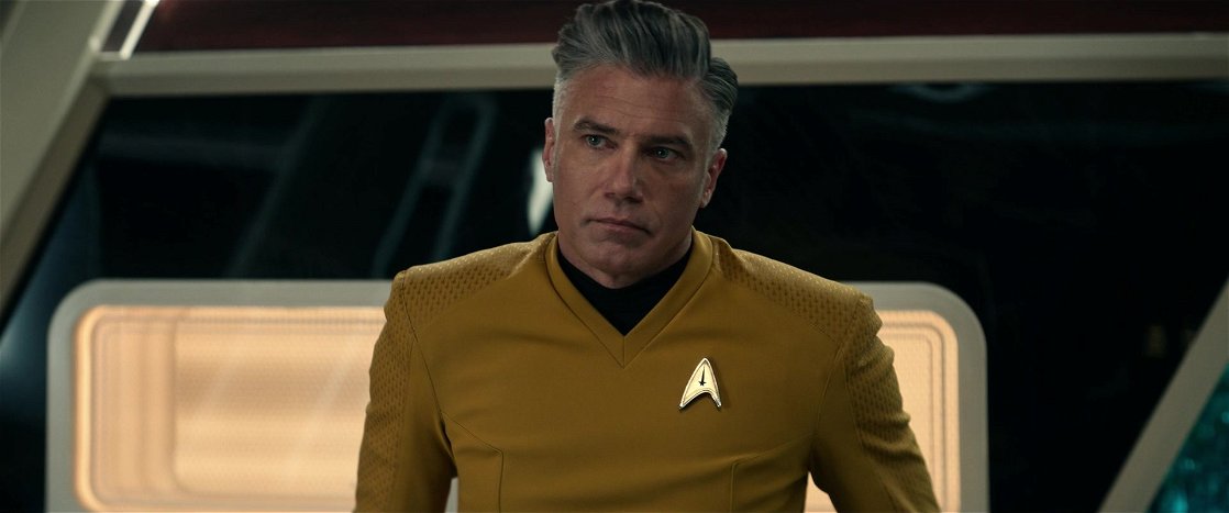 Christopher Pike (Anson Mount)