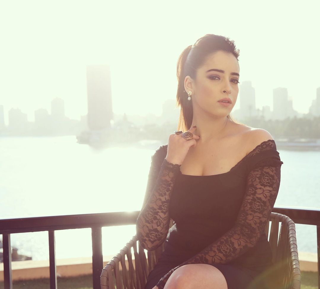 Nisrin Erradi