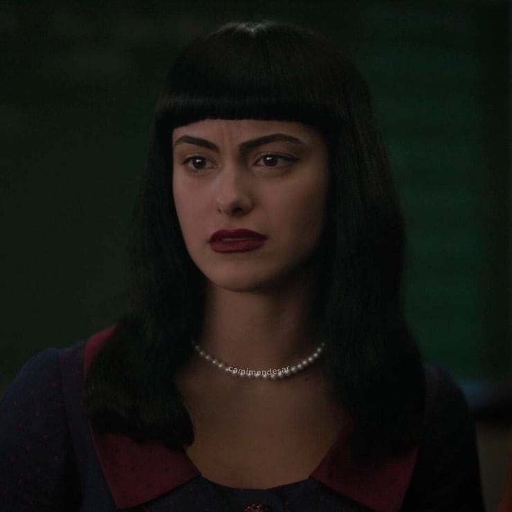 Picture of Camila Mendes