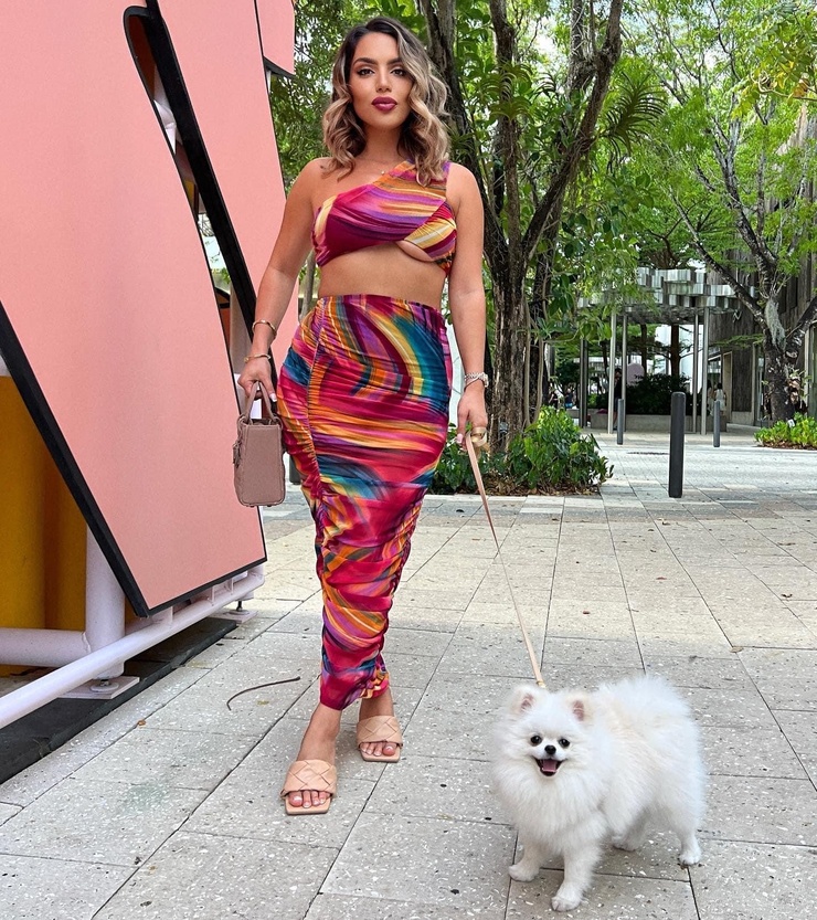 Picture of Ara Queen Bae