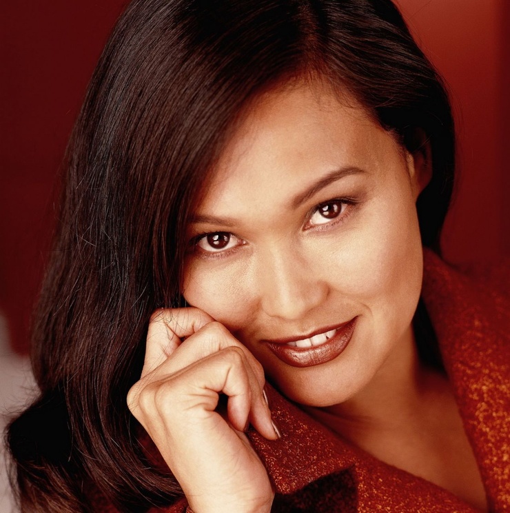 Picture of Tia Carrere