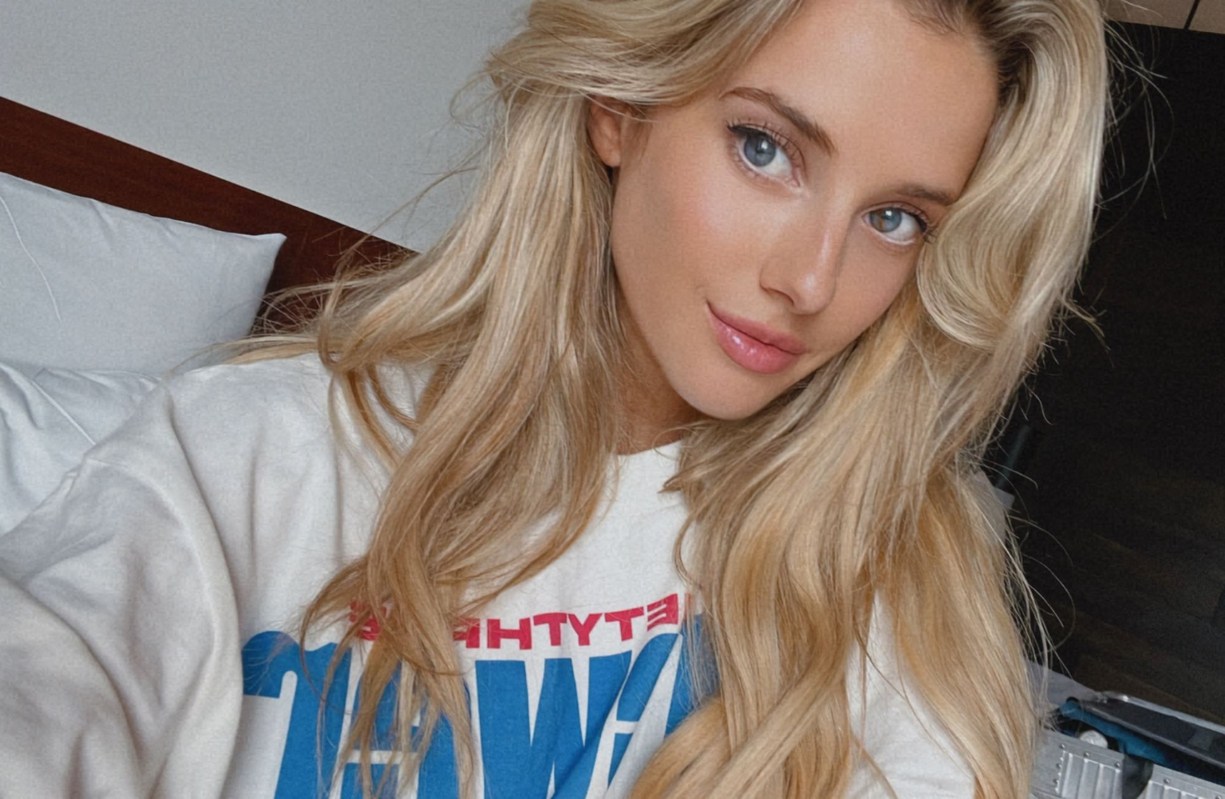 Lindsay Brewer Lindsay Brewer