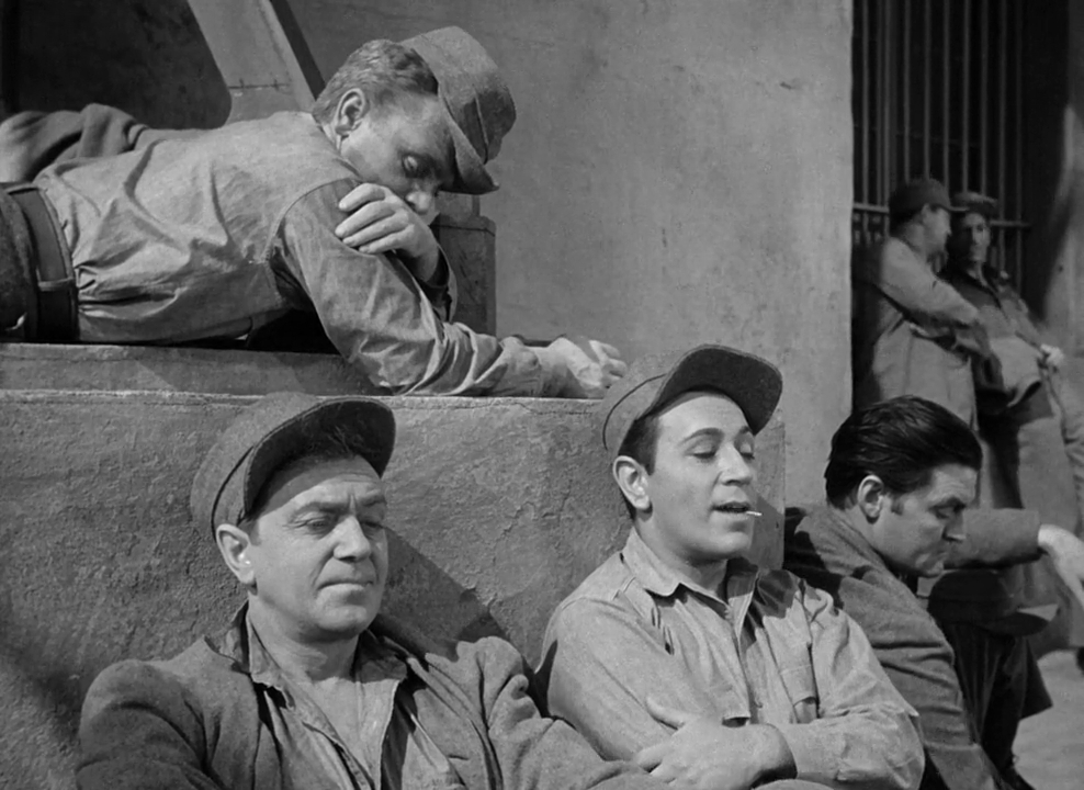 Each Dawn I Die (1939)