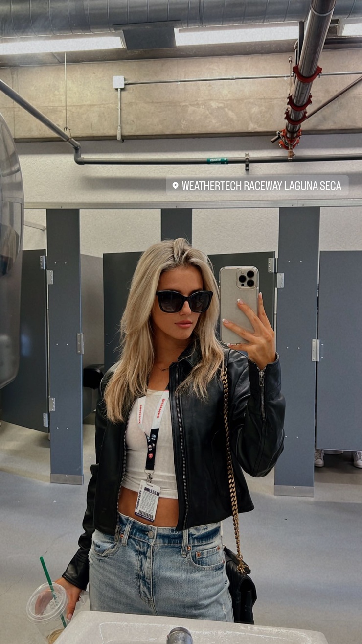 Picture of Lindsay Brewer